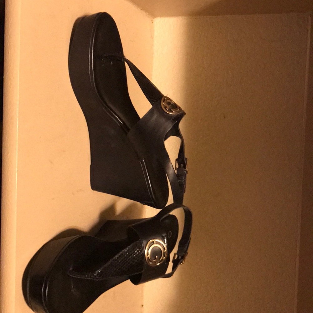 Wedged sandals